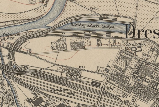 Ein altes Stadtplan von Dresden, Deutschland, das einen Fluss, Gebäude, Straßen und Text zeigt und einen detaillierten Blick auf die Stadt bietet.