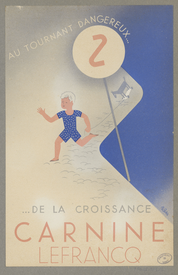 Eine Person in einem hellgelben Kleid lächelt breit in der Mitte eines Faschingsplakats, umgeben von der Schrift "Fasching" in fetter schwarzer Schrift.