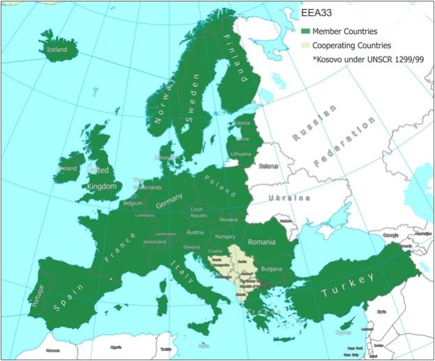 Eine Plakatkarte von Europa, die die Mitgliedstaaten der Europäischen Union mit Ländernamen, Grenzen, Großstädten, Flüssen und geografischen Merkmalen hervorhebt.